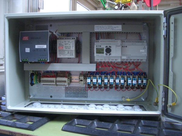 Einbahn Sonder-Ampelsteuerung - Preiser Technik